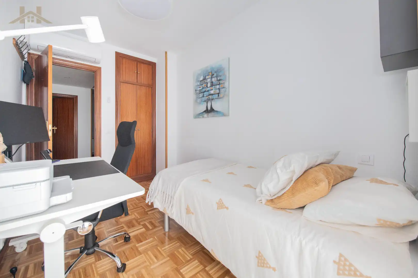 Habitación de Dúplex en venta en Villaviciosa de Odón con Aire acondicionado, Calefacción y Trastero
