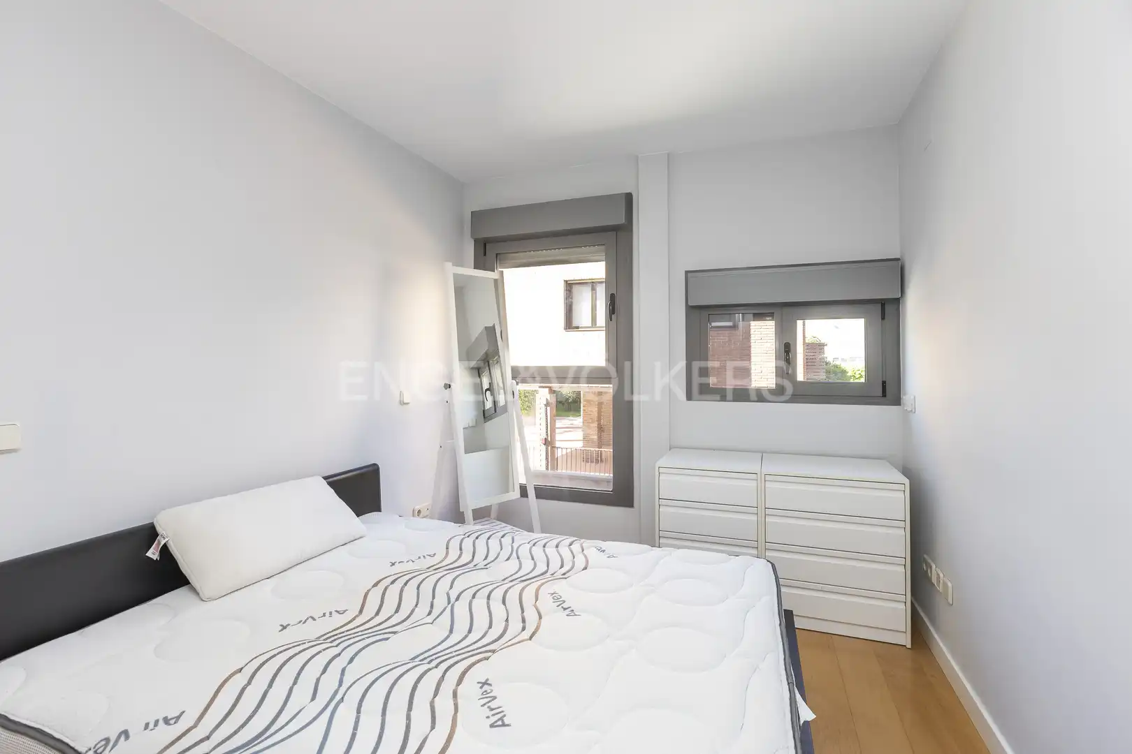 Bedroom of Flat for sale in Madrid  with Air Conditioner, Heating and Parquet flooring