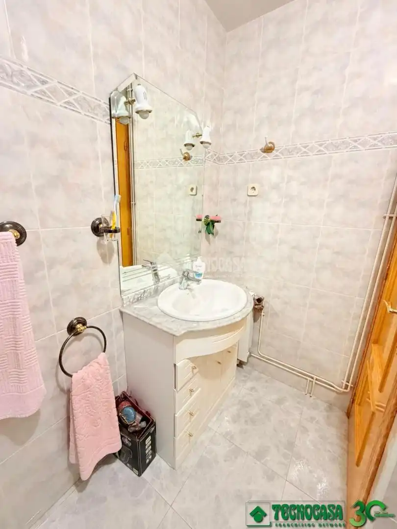 Bathroom of Detached homes for sale in El Arenal 