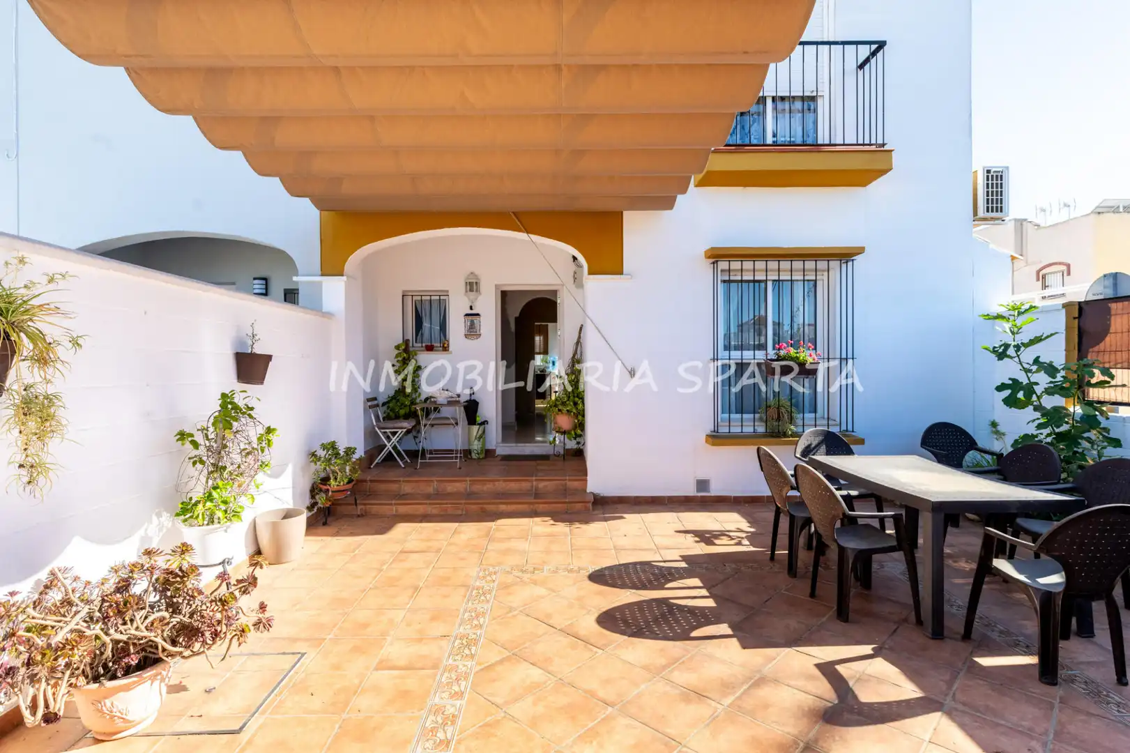 Exterior view of Detached homes for sale in Benacazón  with Air Conditioner, Heating and Oven