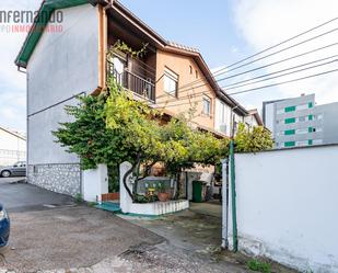 Exterior view of House or chalet for sale in Santander