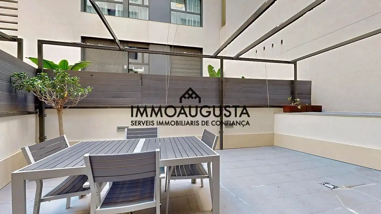 Terrassa de Dúplex de lloguer en Barcelona amb Aire condicionat, Calefacció i Parquet
