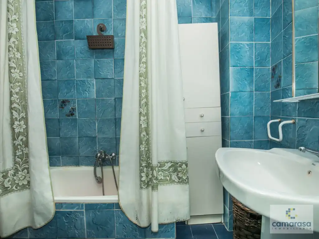 Bathroom of Flat for sale in Ávila