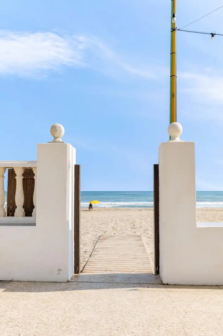 Exterior view of Flat for sale in Pobles del Sud