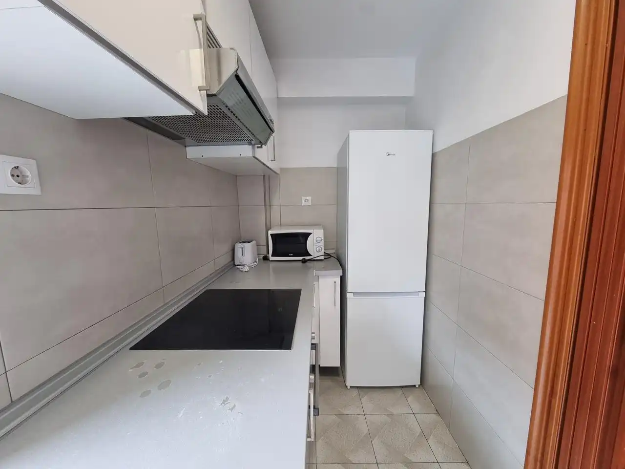 Flat for rent in Del Periodista Gil Sumbiela, Barrio de Benicalap