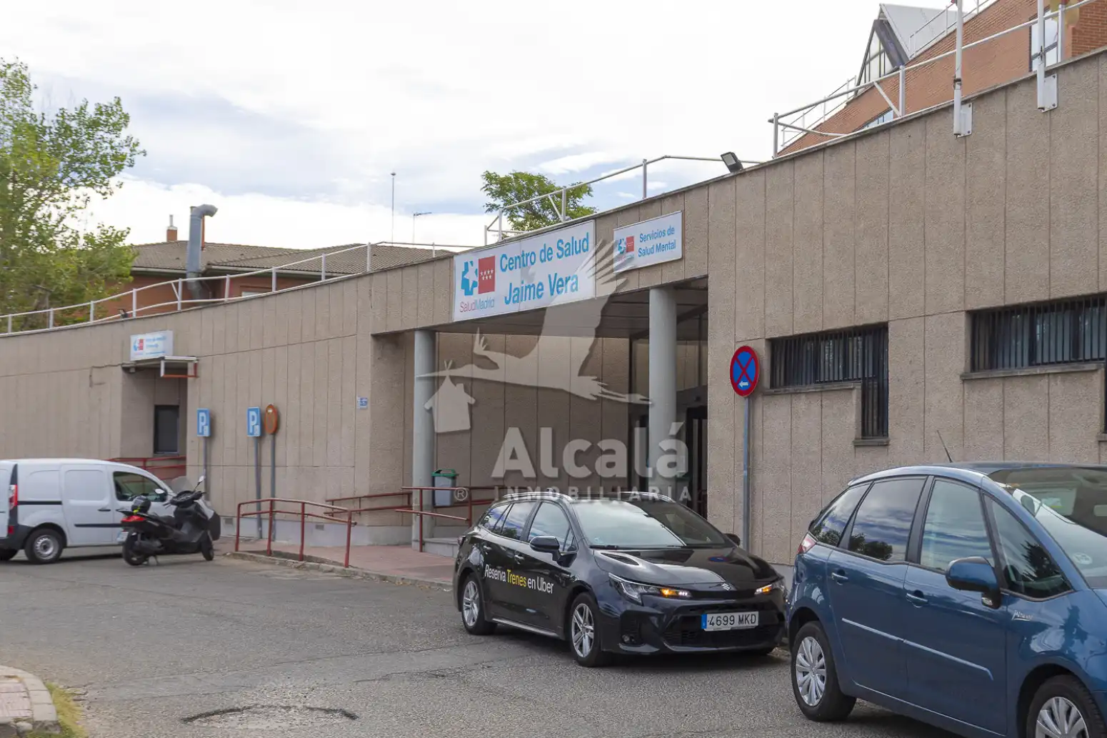 Vista exterior de Piso en venta en Coslada con Aire acondicionado, Calefacción y Jardín privado