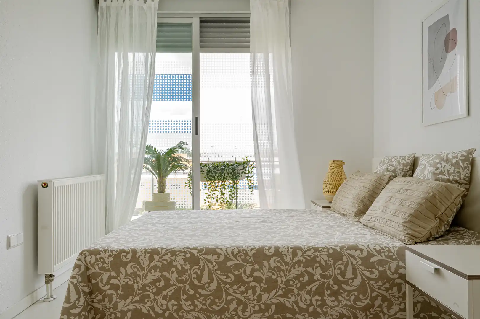 Habitación de Piso en venta en Madrid con Trastero