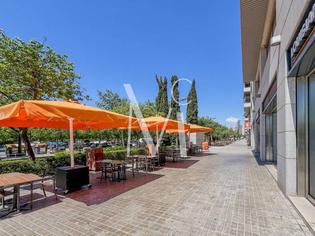 Local comercial en Alquiler en Paseo Paseo Alameda en Penya - Roja - Avda. Francia