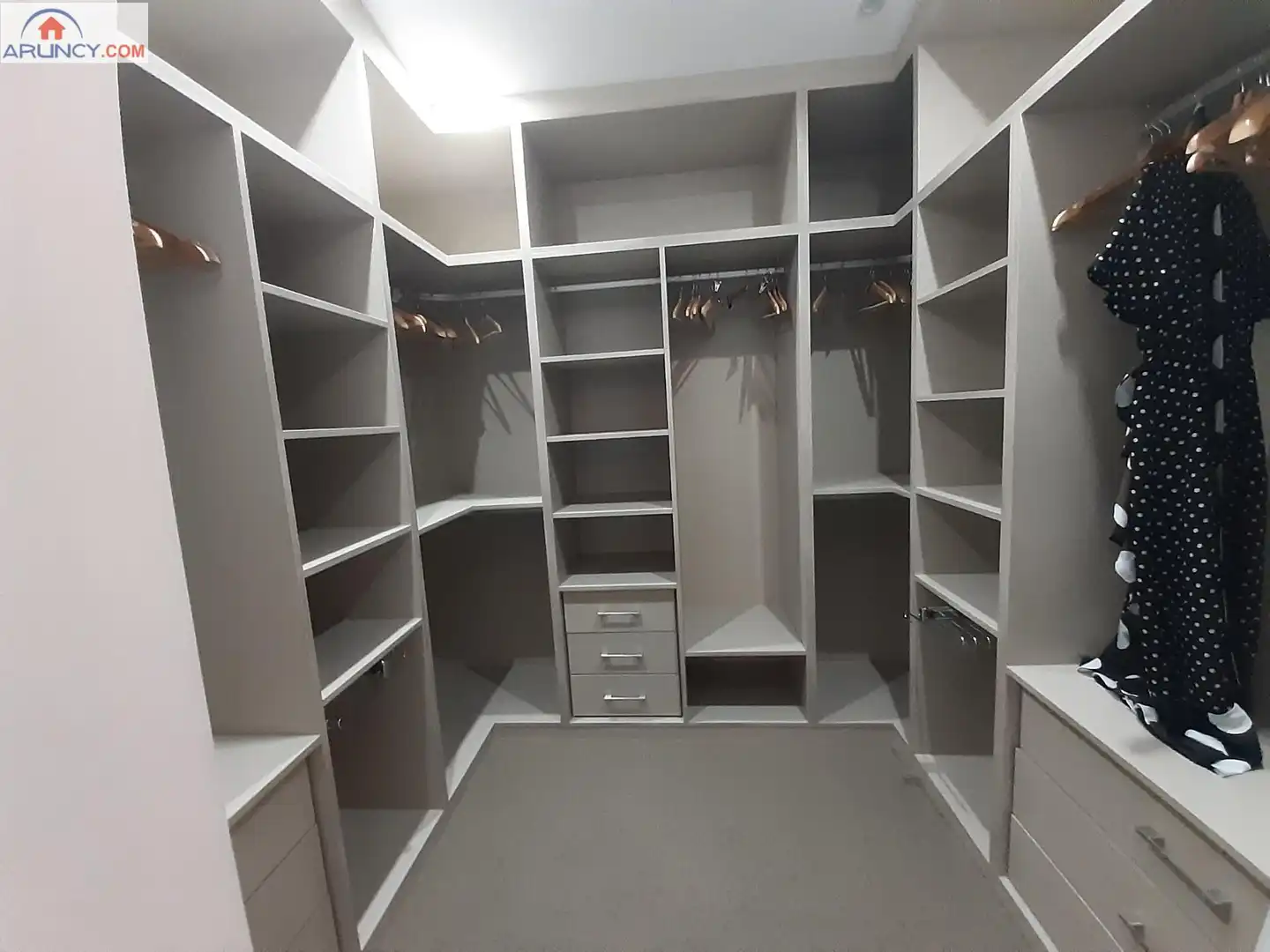 Habitación de Piso de alquiler en Montequinto con Aire acondicionado, Jardín privado y Terraza