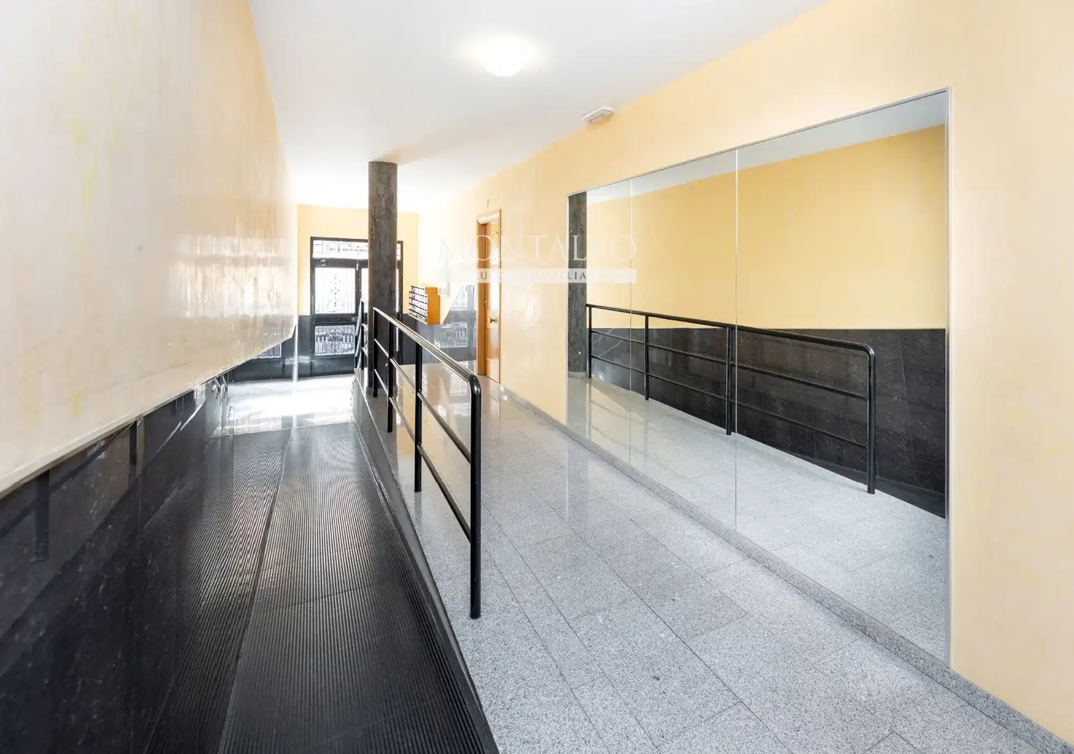 Flat for rent in Atarfe  with Air Conditioner, Terrace and Swimming Pool