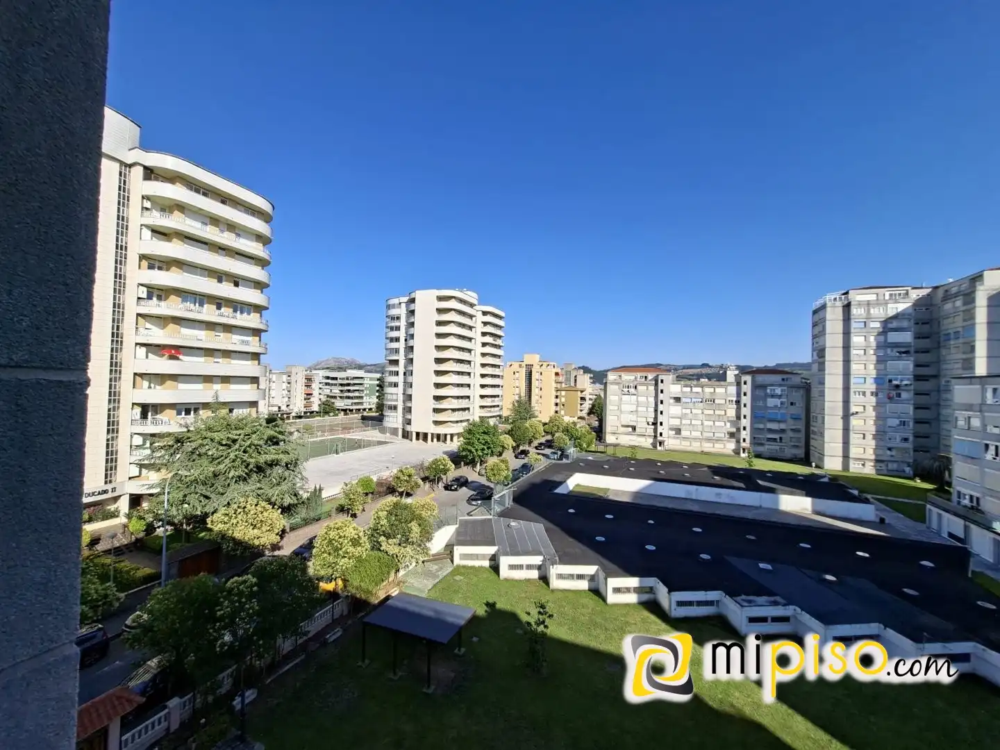 Vista exterior de Pis de lloguer en Laredo amb Aire condicionat, Calefacció i Moblat