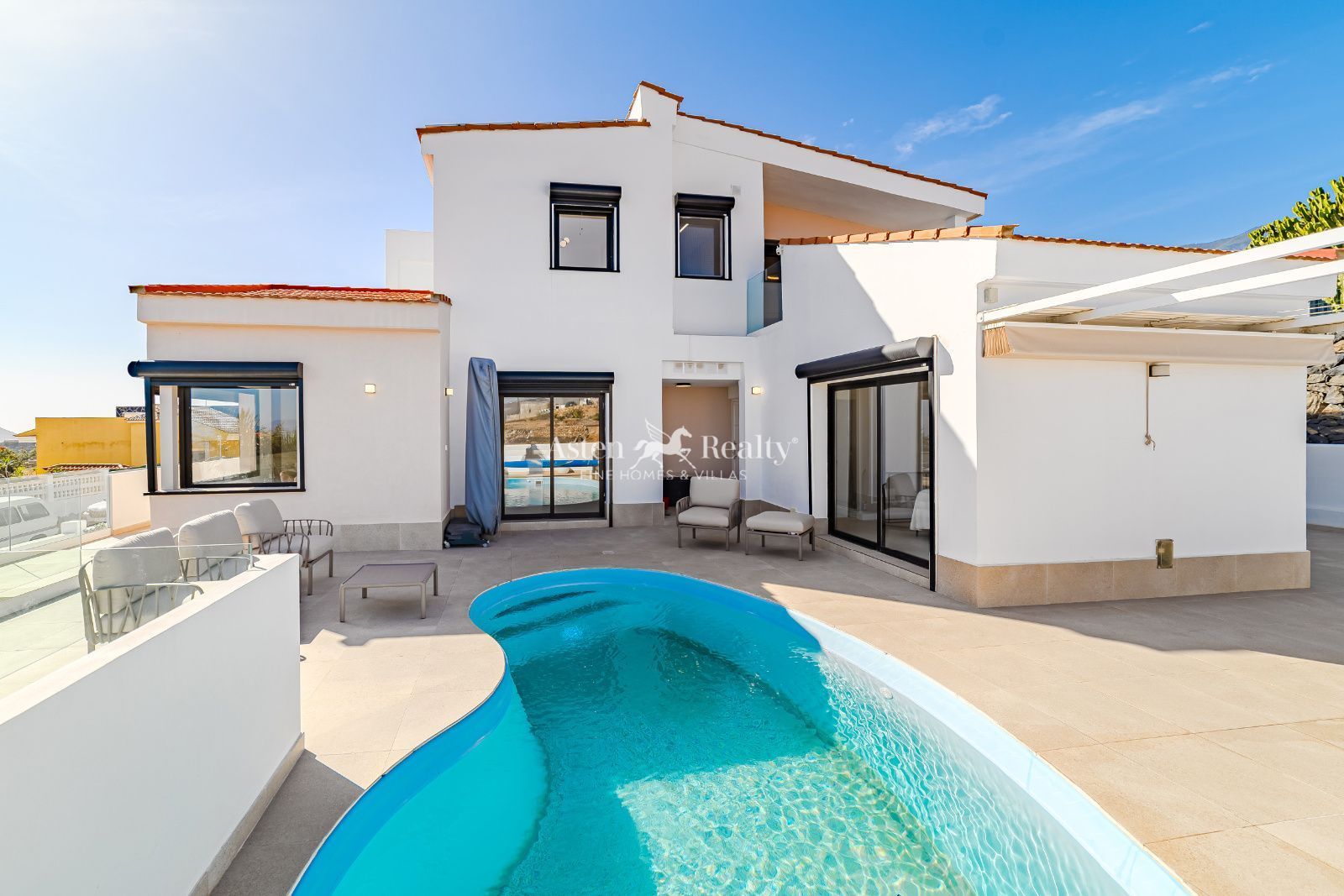 Exterior view of House or chalet for sale in Candelaria  with Air Conditioner, Heating and Private garden