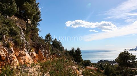 Parcela única con vistas panorámicas a la bahía y a la montaña en Altea Hills