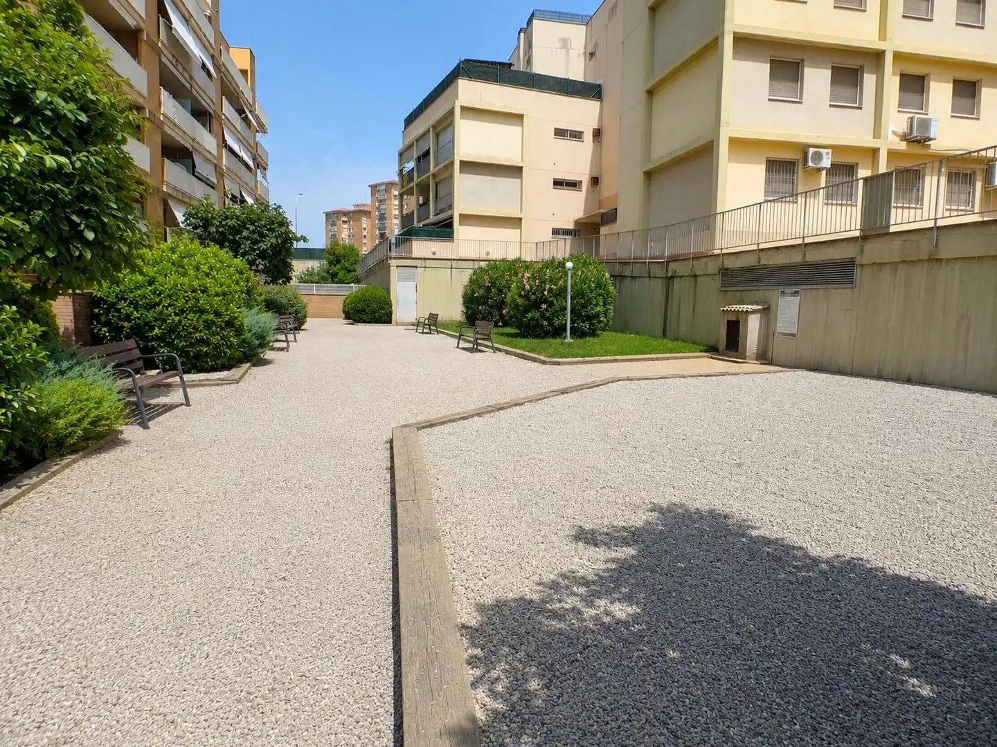 Aparcament de Pis en venda en Manresa amb Calefacció, Jardí privat i Terrassa