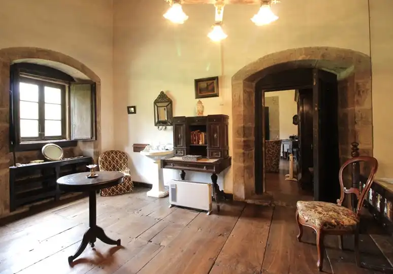 Houses for sale in Salas  with Furnished