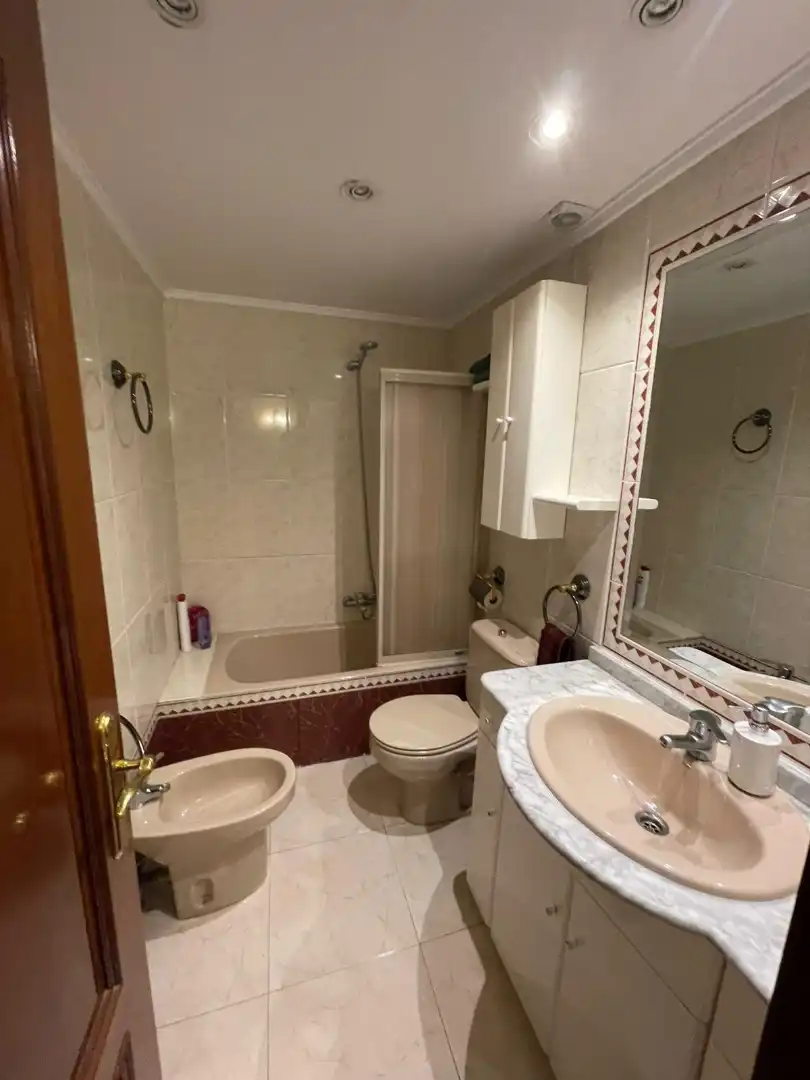 Bathroom of Flat for sale in Barakaldo   with Heating, Parquet flooring and Terrace