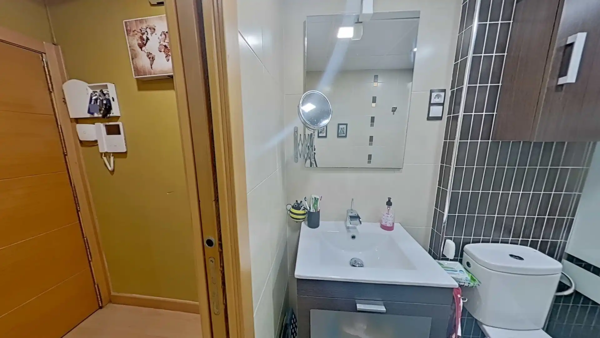 Baño de Piso en venta en Madrid con Aire acondicionado, Calefacción y Amueblado