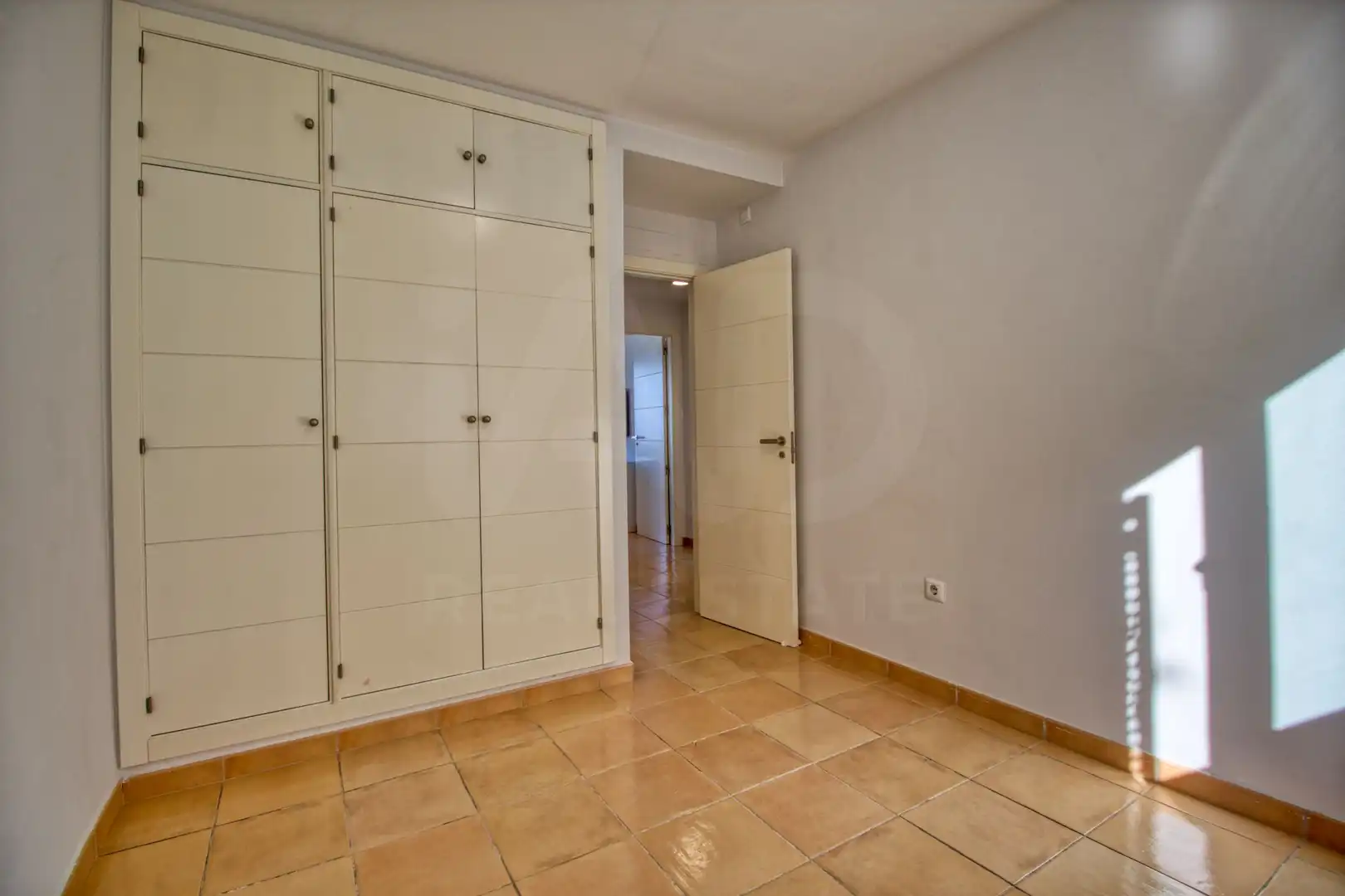 Casa aparellada amb piscina en venda a Torremuelle, imagen 34