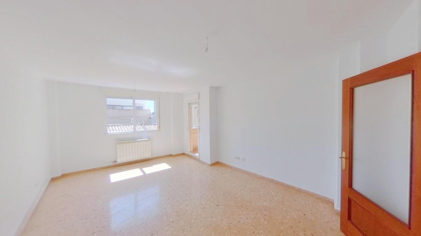 Living room of Flat for sale in  Zaragoza Capital  with Heating, Terrace and Storage room