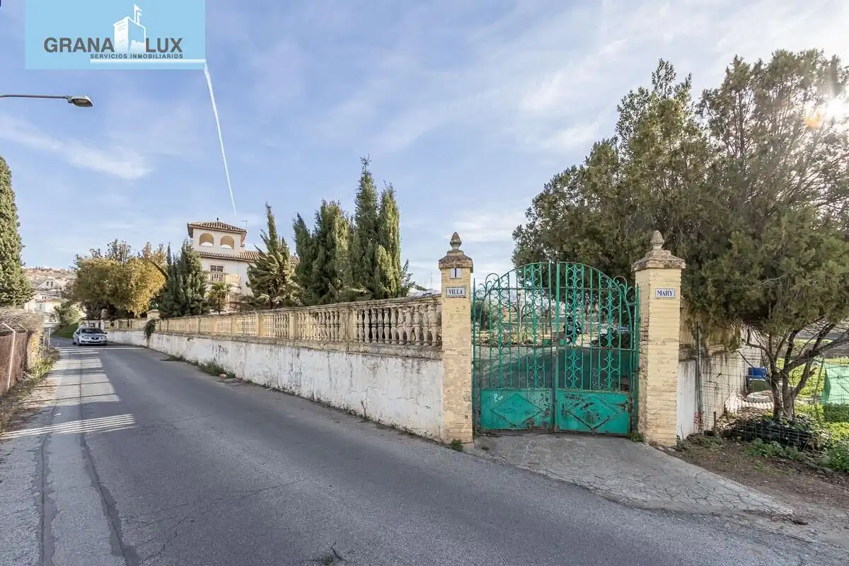 Vista exterior de Finca rústica en venda en Cájar amb Jardí privat, Terrassa i Traster