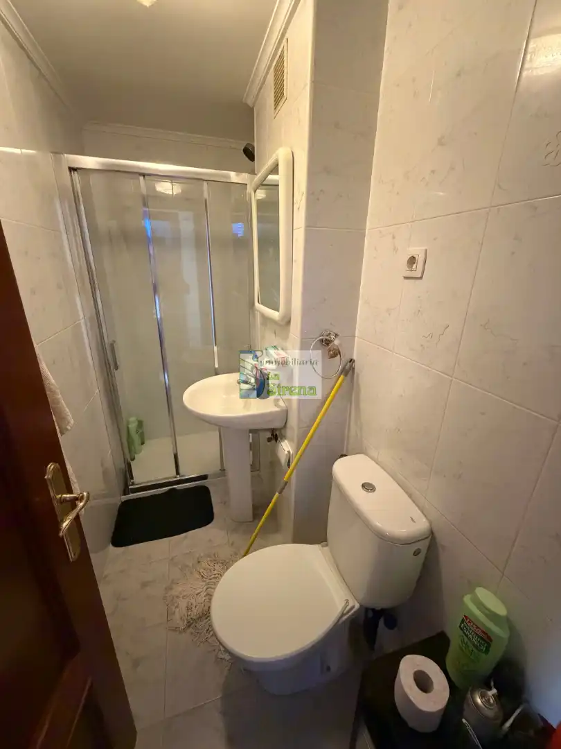 Bathroom of Flat for sale in Castro-Urdiales  with Heating, Terrace and Furnished