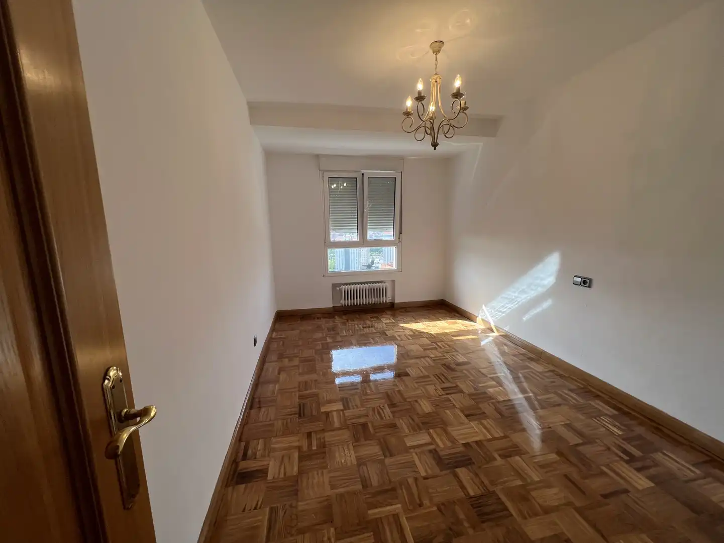 Dining room of Flat for rent in Gijón   with Heating and Parquet flooring