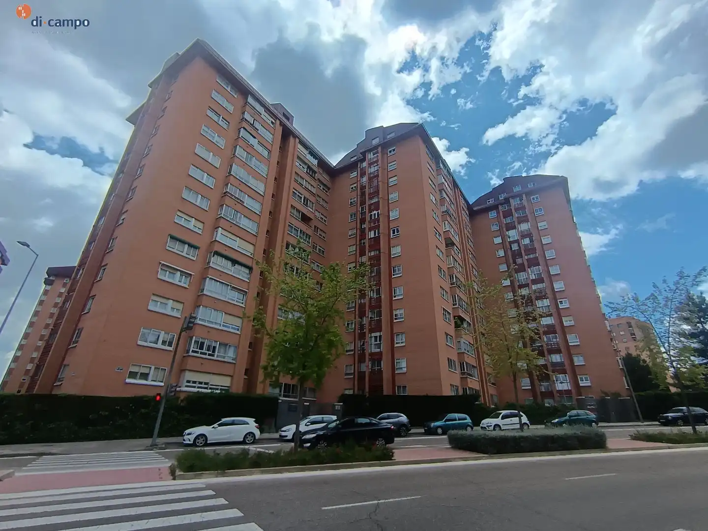 Exterior view of Attic for rent in Valladolid  with Heating, Terrace and Storage room