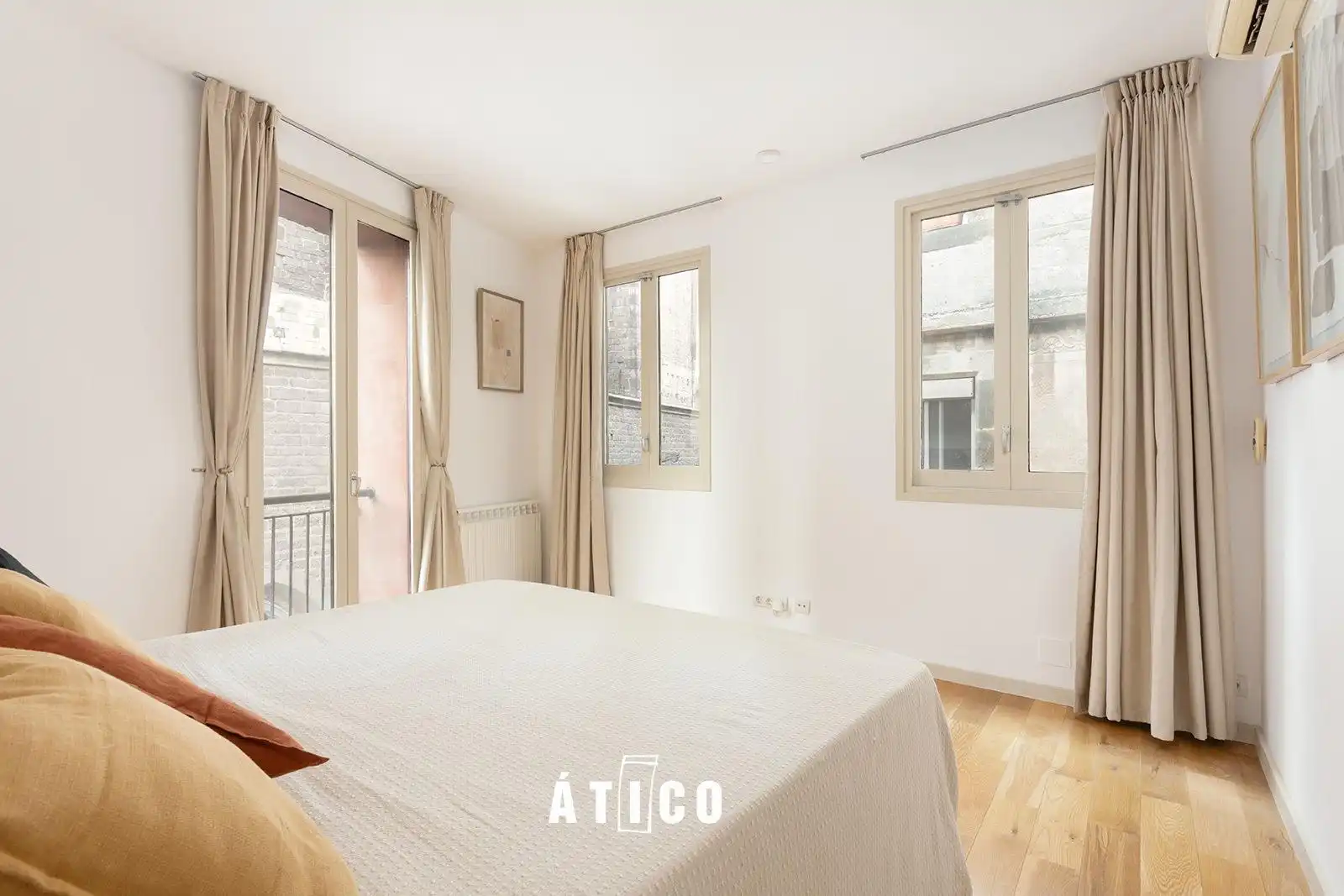 Dormitori de Àtic en venda en Barcelona amb Aire condicionat, Calefacció i Parquet
