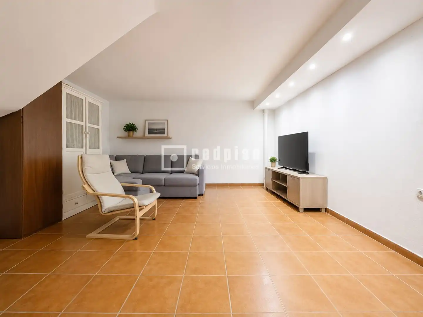 Sala d'estar de Casa o xalet en venda en Vélez-Málaga amb Jardí privat, Terrassa i Traster