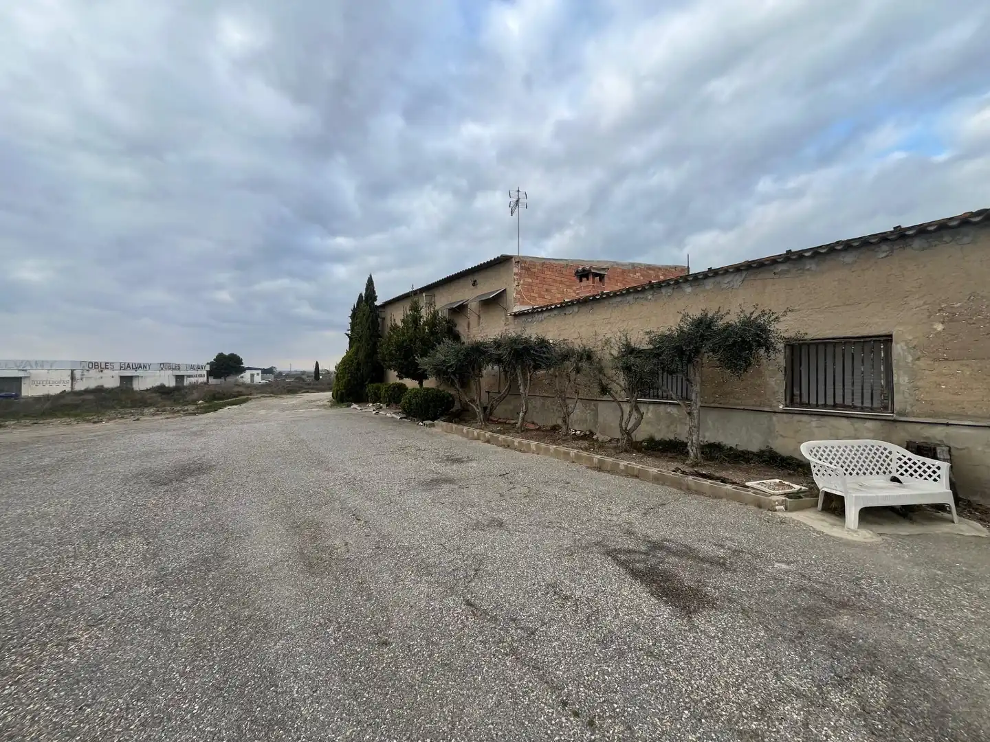 Vista exterior de Terreno industrial en venta en Bellvís