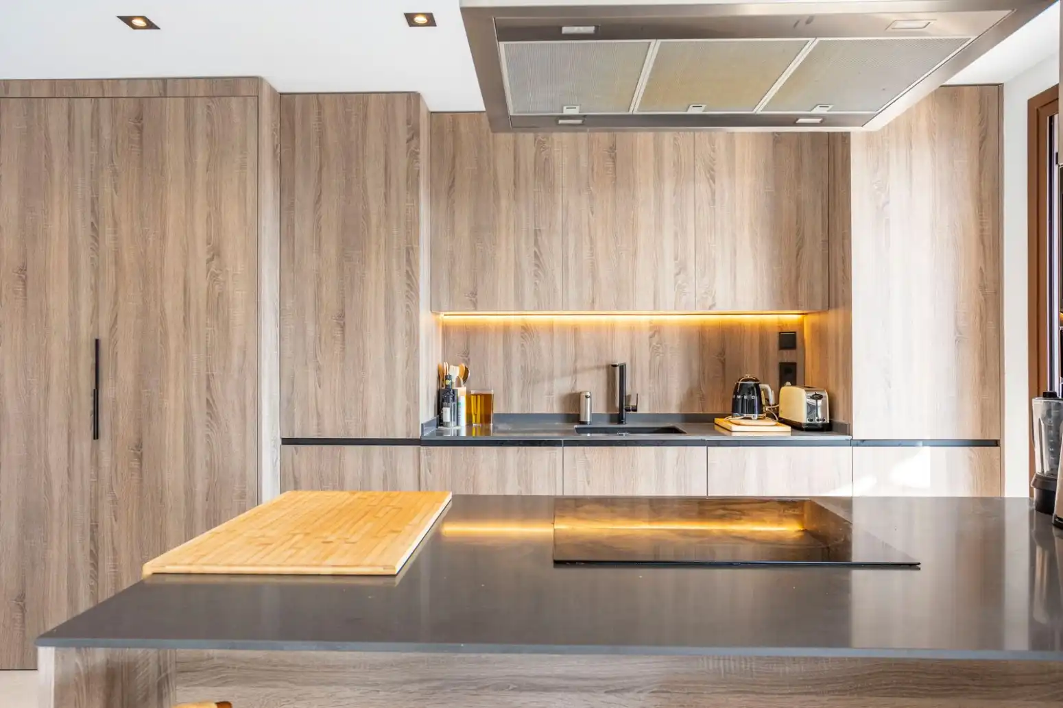 Cocina de Ático en venta en Istán con Calefacción, Jardín privado y Terraza