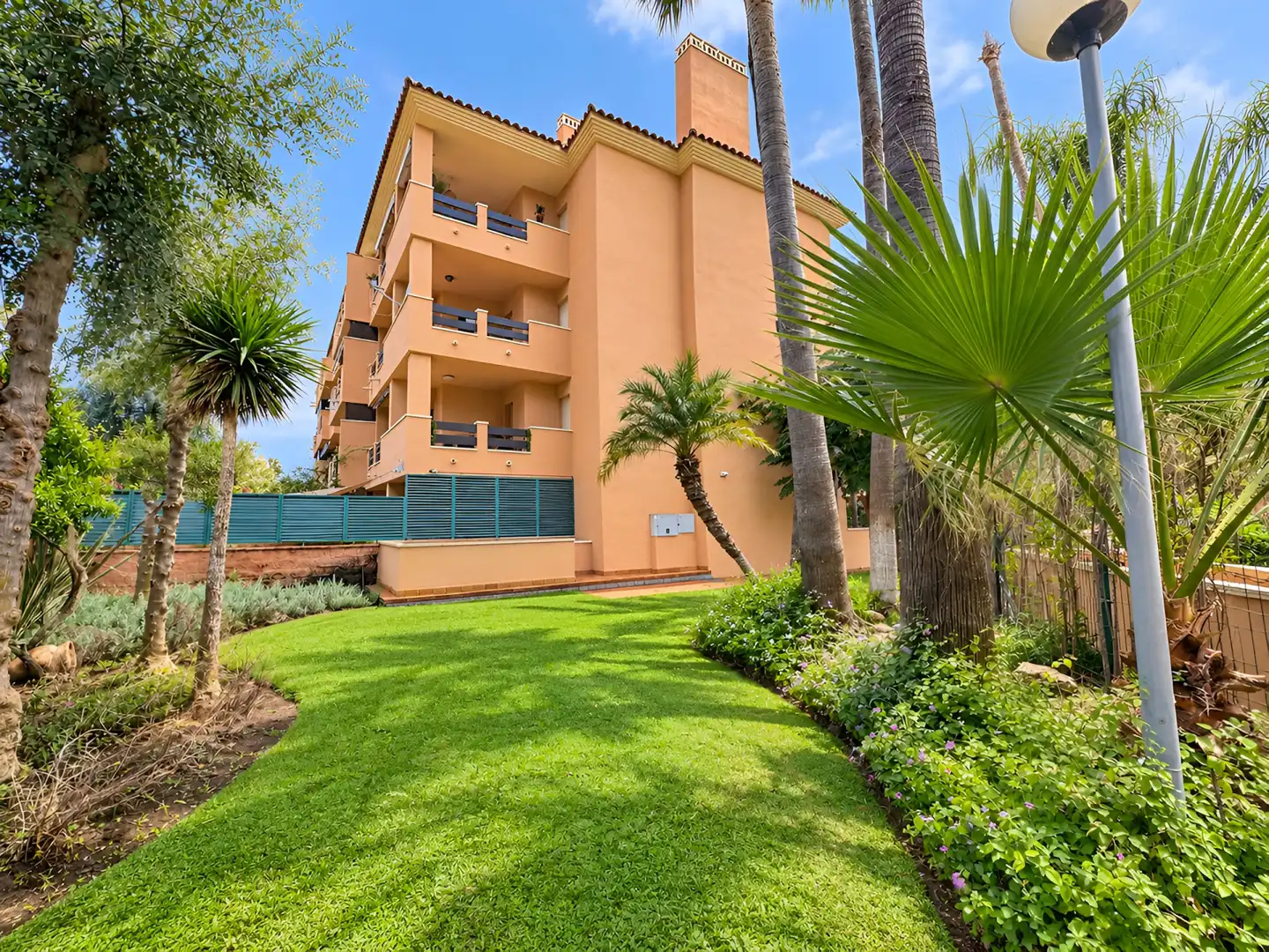 Apartment with terrace for sale in Elviria - Cabopino, imagen 35