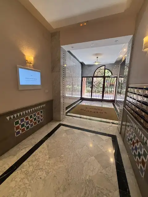 Apartament de lloguer a Calle Torre de Peralada, 4, Castaño - Mirasierra