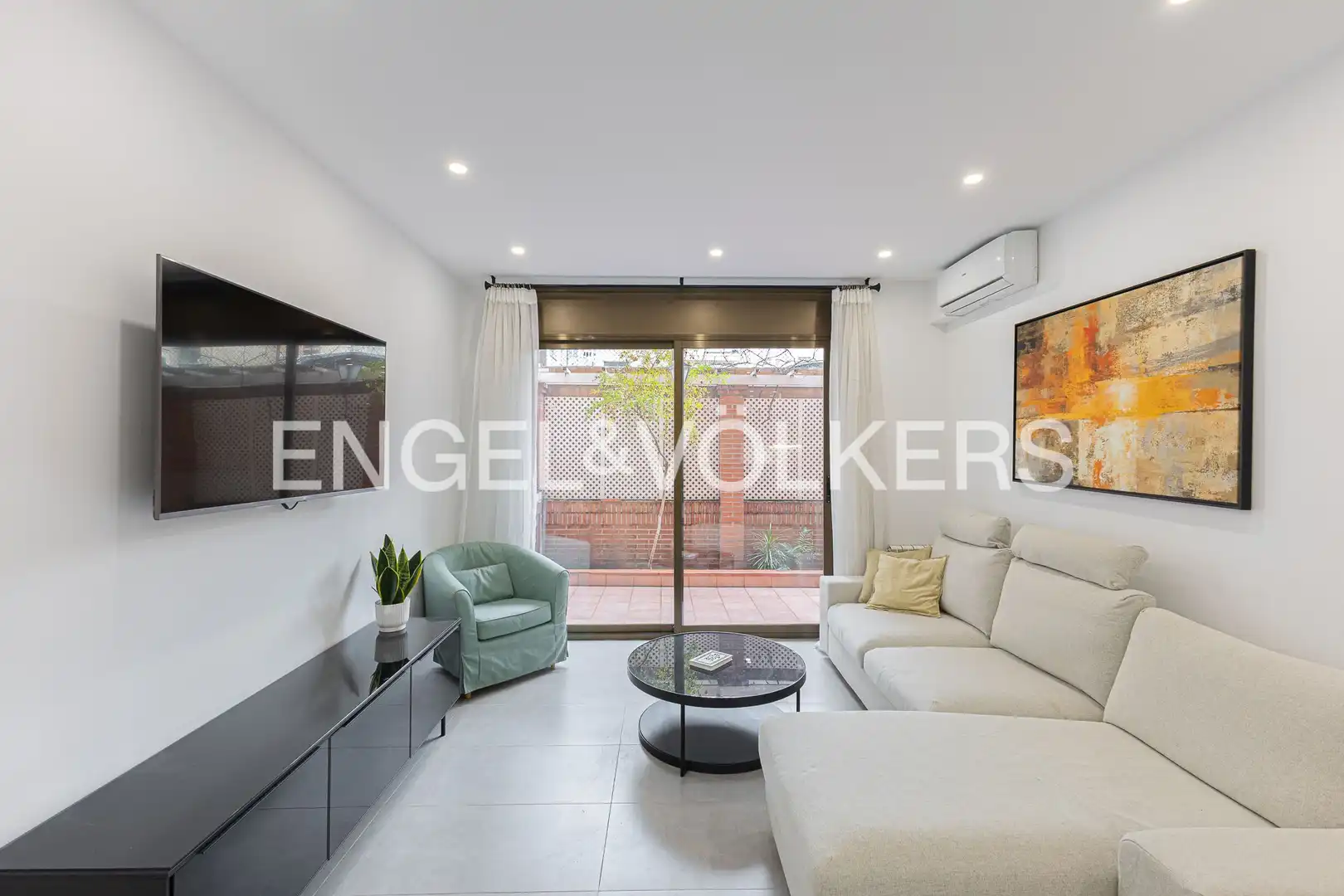 Living room of Flat for sale in Barcelona  with Air Conditioner, Heating and Terrace