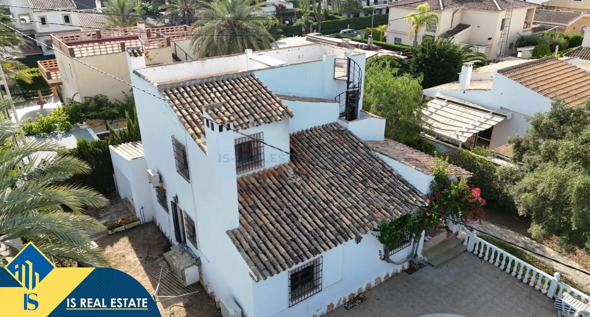 Chalet con piscina en venta en Orihuela Costa, imagen 2