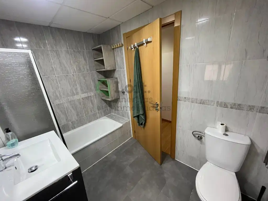 Bathroom of Flat for rent in Badajoz  with Furnished