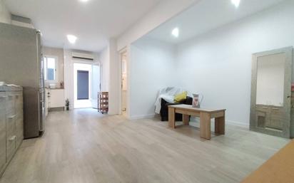 Flat for sale in Terrassa  with Air Conditioner