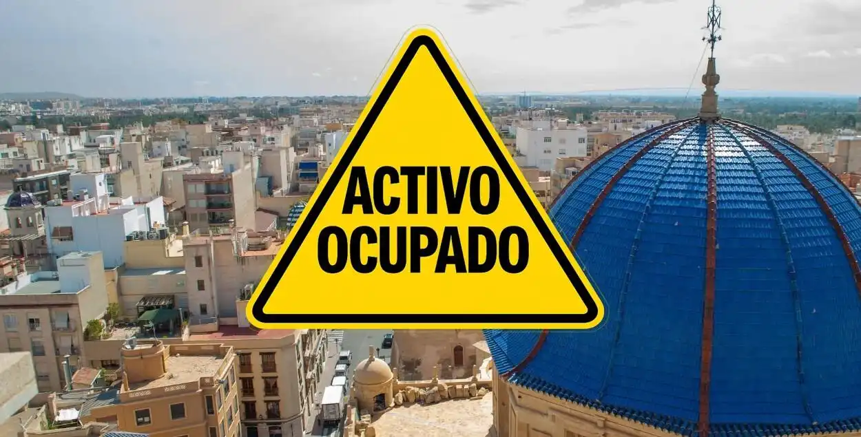 Casa con piscina en venta en CARRUS