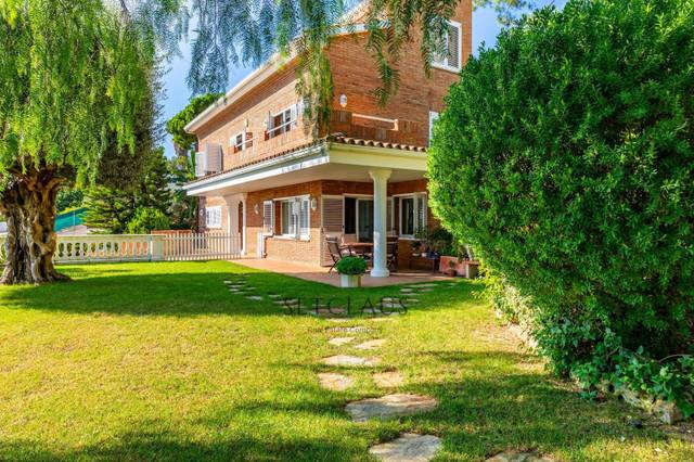 Casa-chalet en Venta en Teià