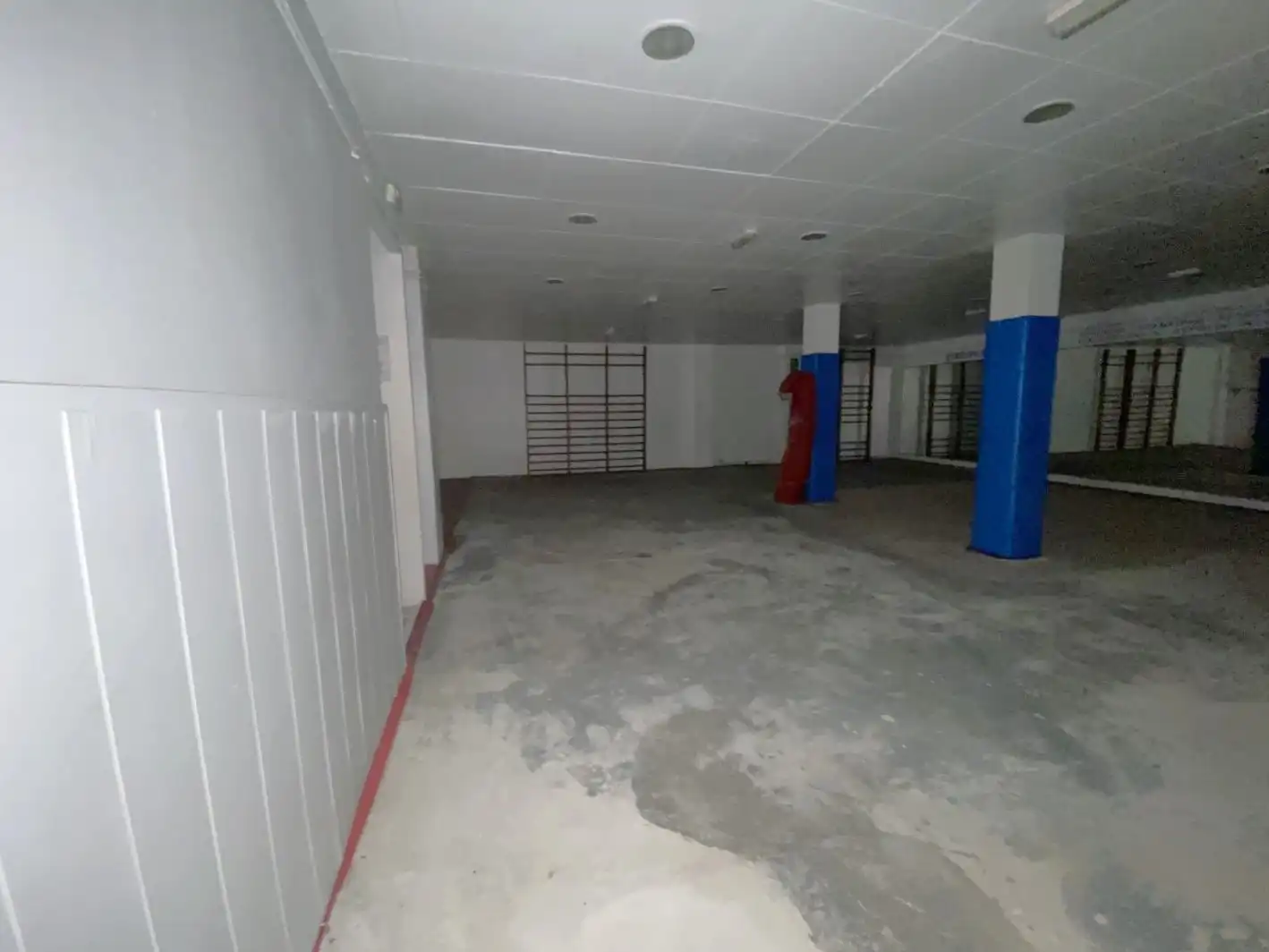 Local en venta en L'Hospitalet de Llobregat
