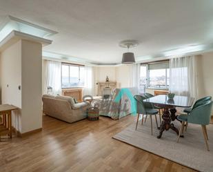 Living room of Flat to rent in Oviedo   with Heating, Parquet flooring and Terrace