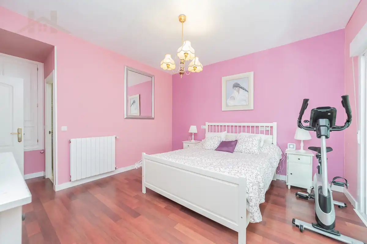 Habitación de Casa adosada en venta en Las Rozas de Madrid