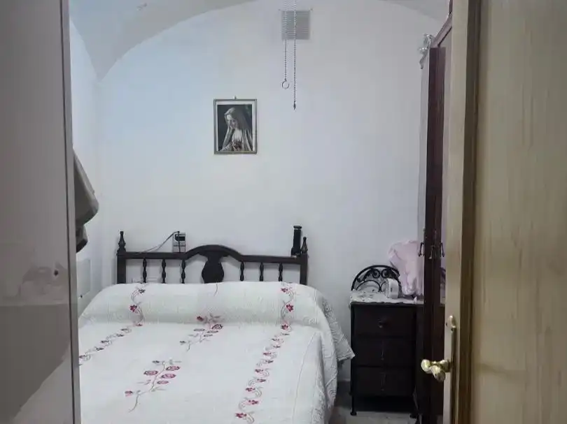 Dormitori de Casa adosada en venda en Alcuéscar amb Balcó