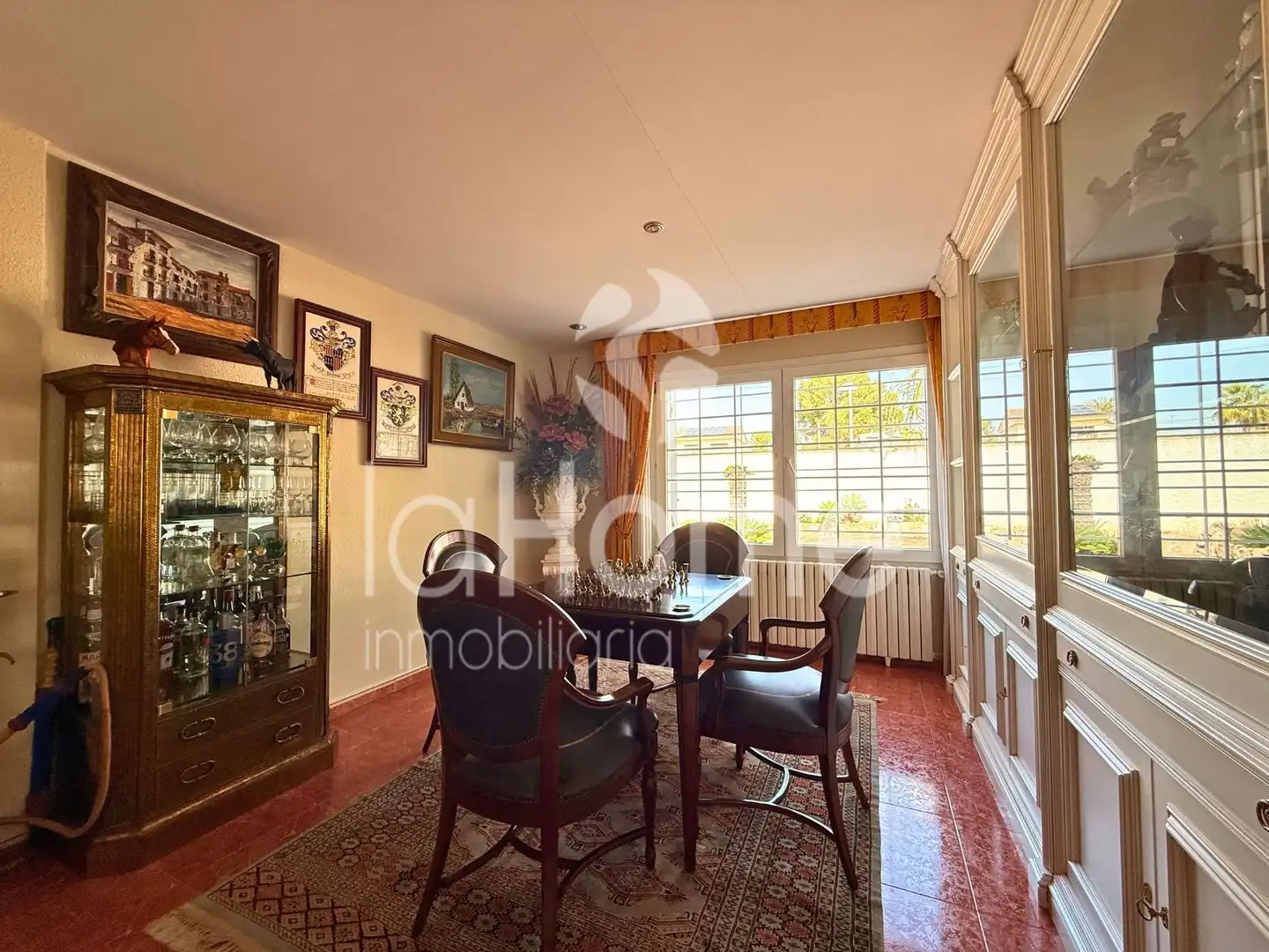 Comedor de Casa o chalet en venta en Paterna con Aire acondicionado, Calefacción y Jardín privado