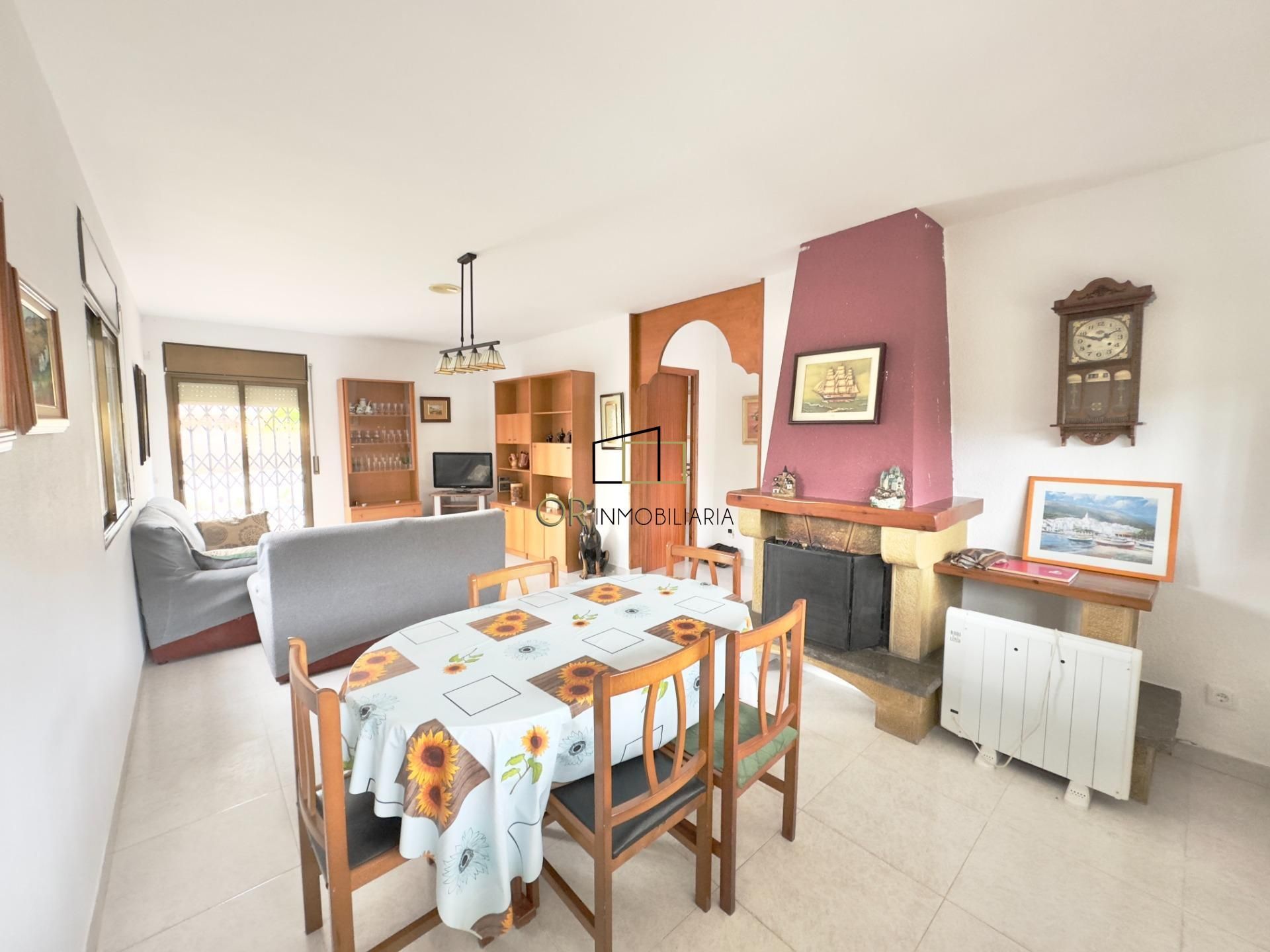 Living room of House or chalet for sale in El Vendrell  with Private garden, Terrace and Swimming Pool