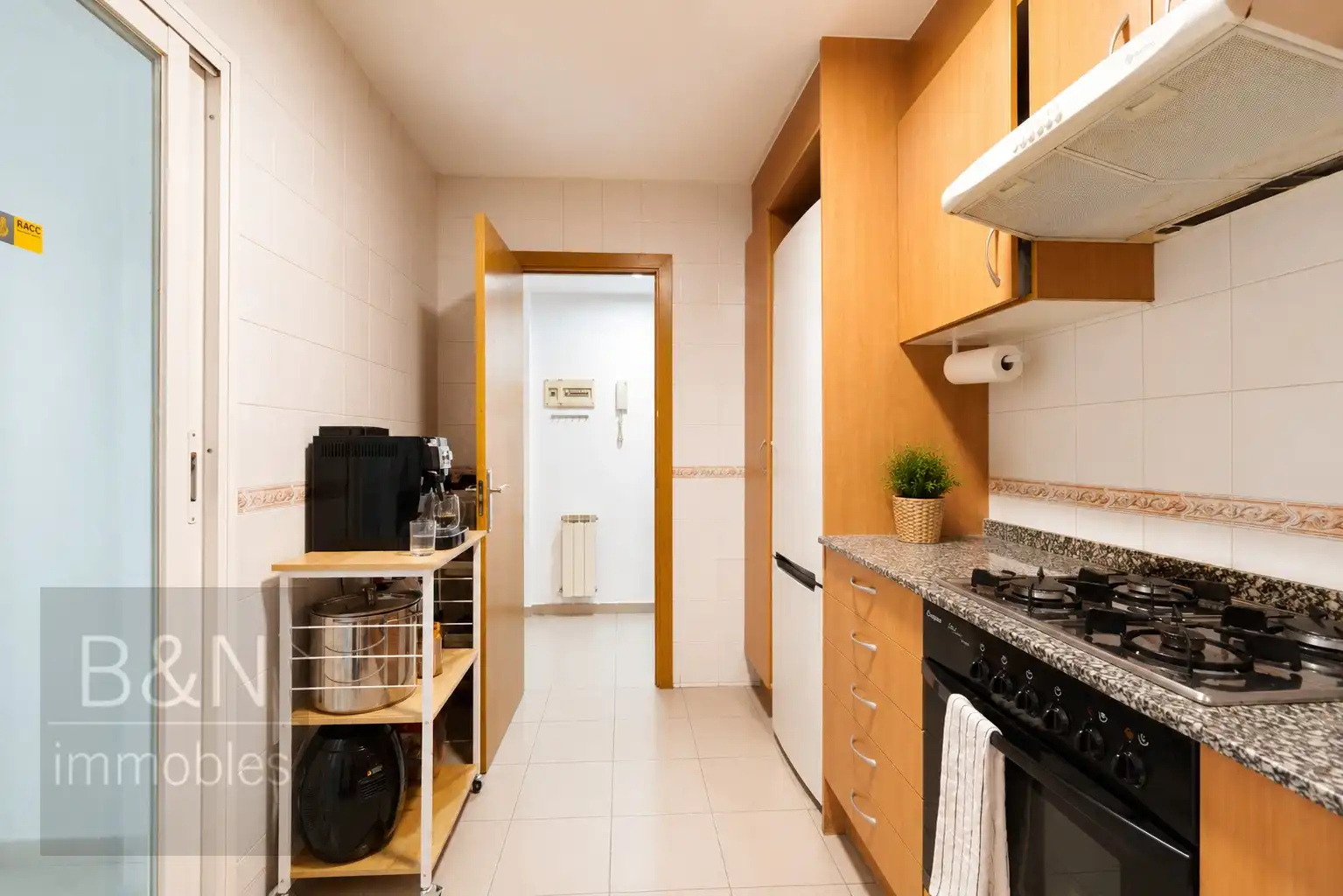 Cuina de Pis en venda en Terrassa amb Calefacció i Terrassa
