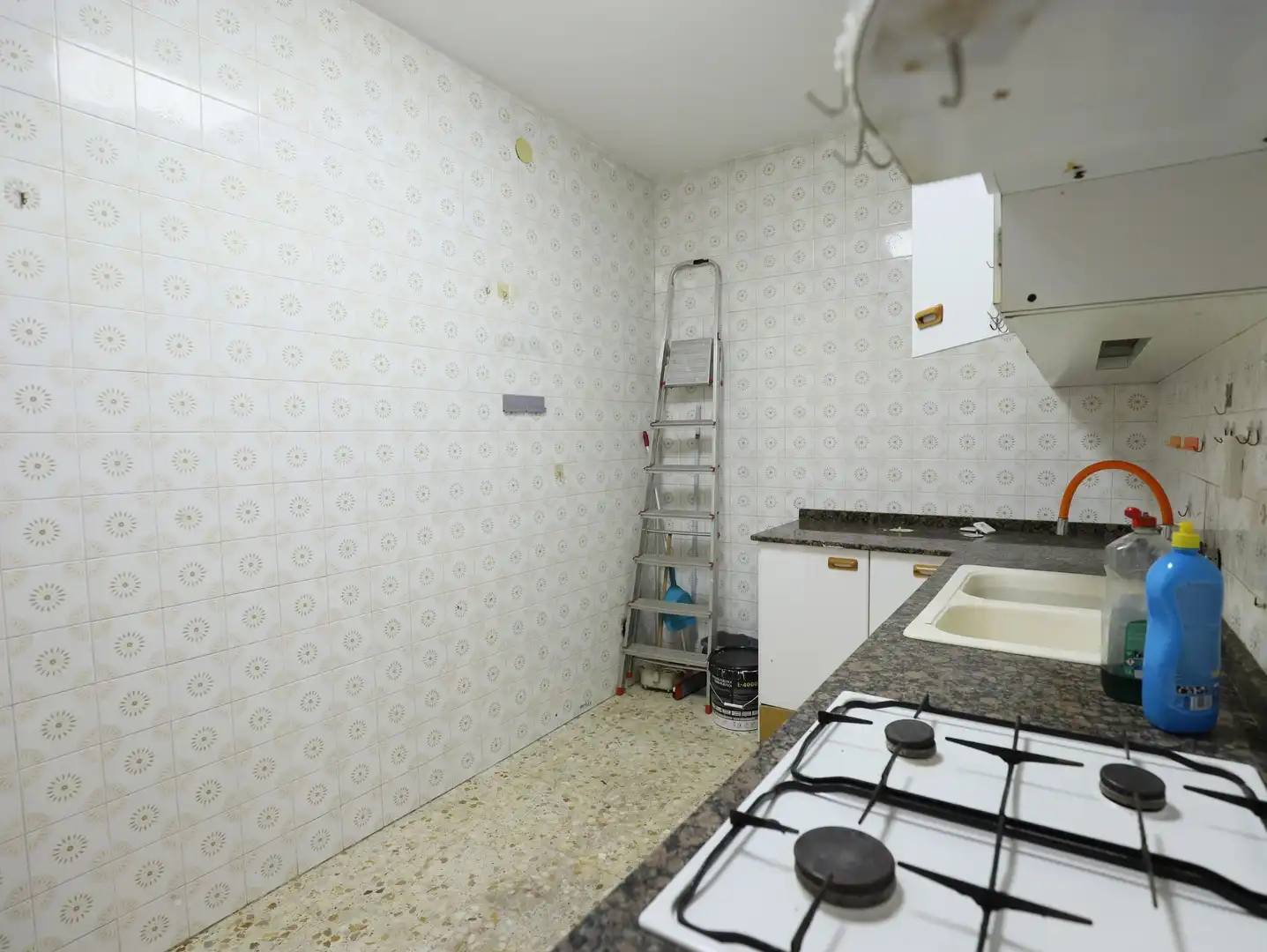 Cocina de Piso en venta en Esplugues de Llobregat con Balcón