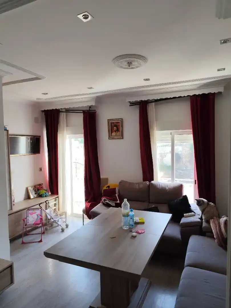 Sala d'estar de Pis en venda en Jamilena amb Aire condicionat i Balcó