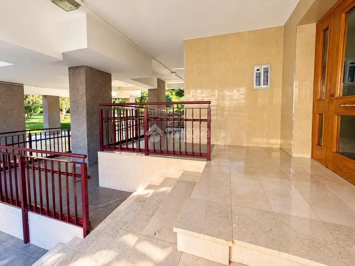Terraza de Piso en venta en Alicante / Alacant con Terraza