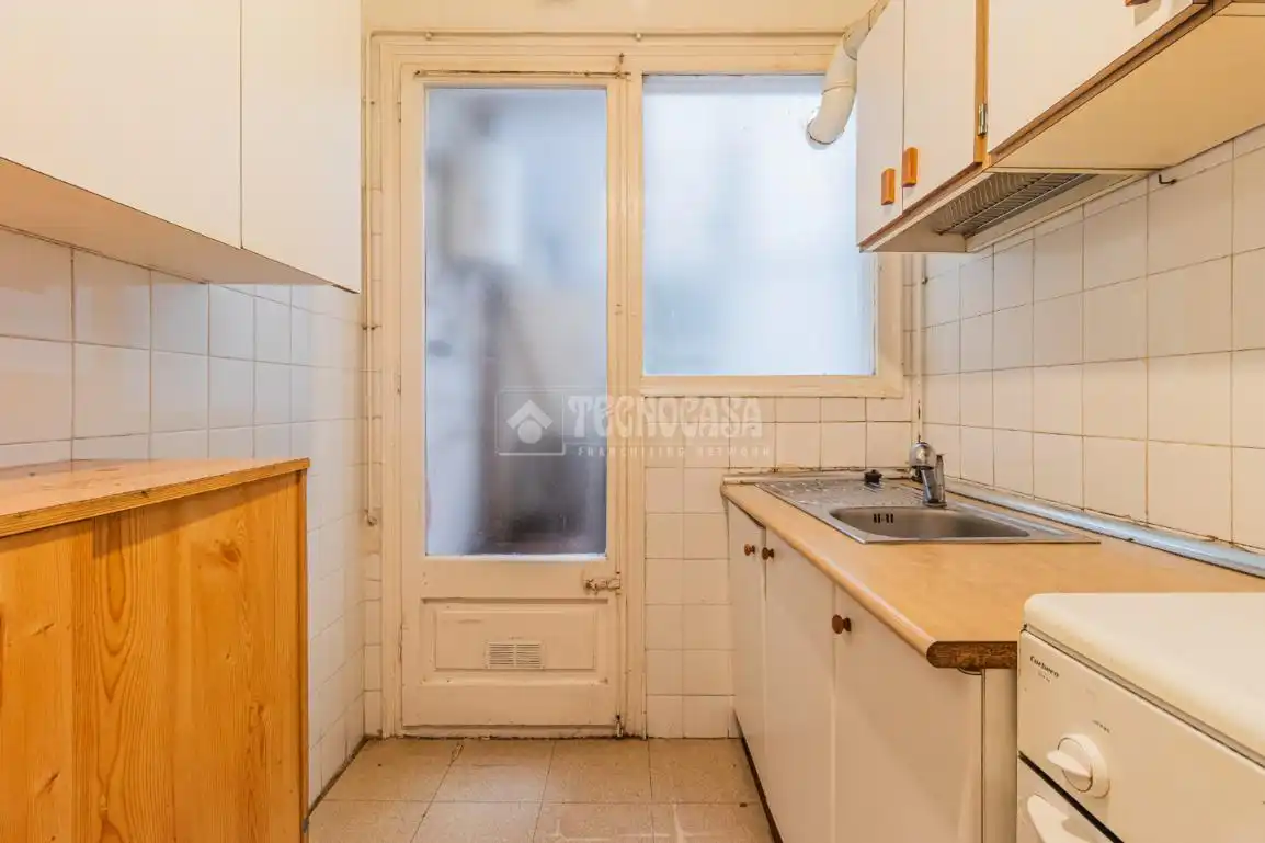 Cocina de Piso en venta en Sant Cugat del Vallès con Terraza y Balcón